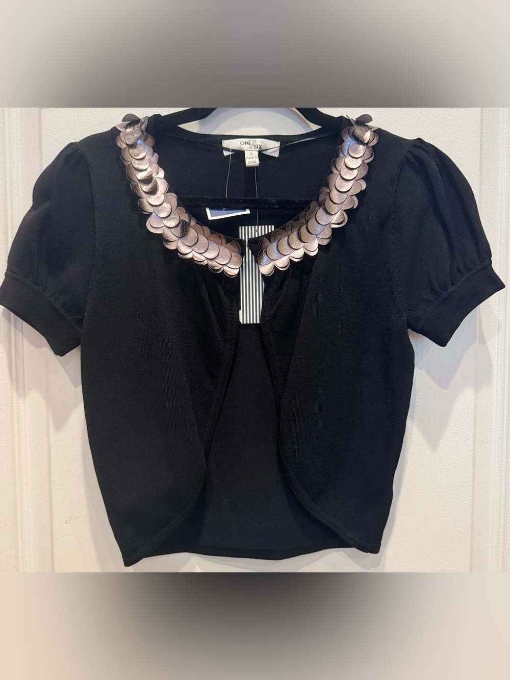ONE 7 SIX Cropped Bolero Short Sleeved Sweater Black  Bronze Neck Appliqué NWT S
